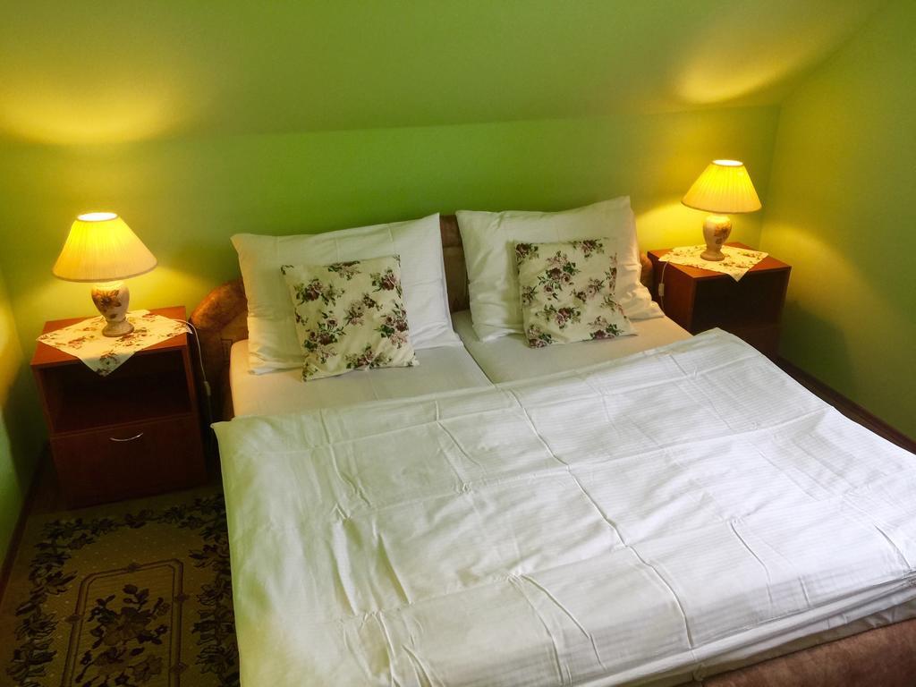 Penzion U Golema Blansko Chambre photo