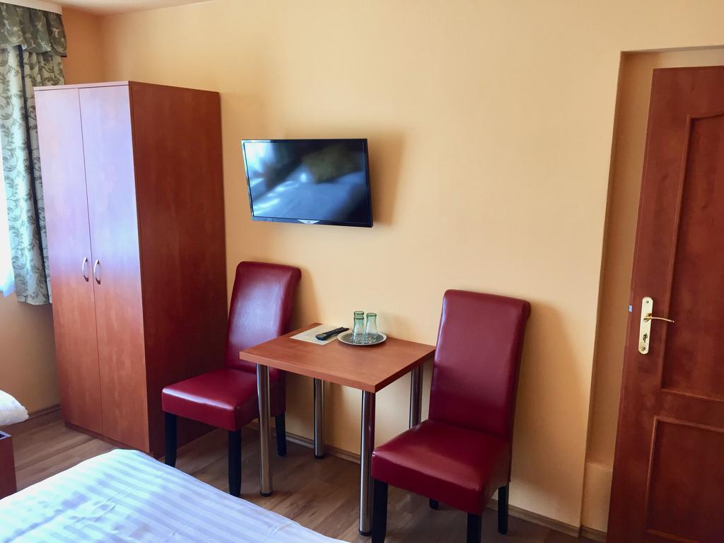 Penzion U Golema Blansko Extérieur photo